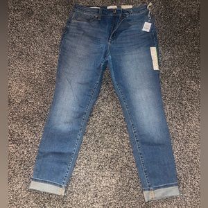 Universal thread jeans